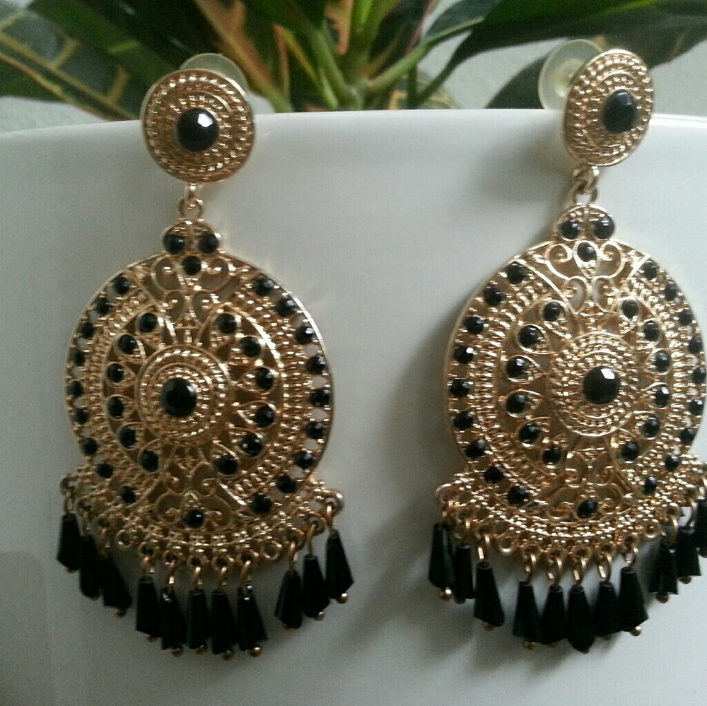 Gold tone chandelier earrings